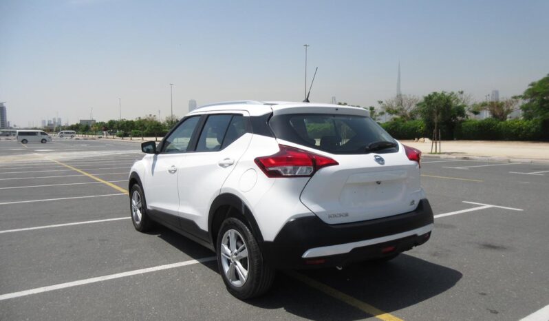NISSAN KICKS WHITE 2020 full