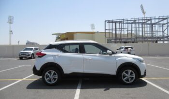 NISSAN KICKS WHITE 2020 full