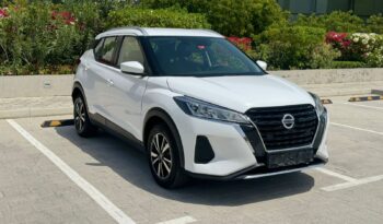 NISSAN KICKS WHITE 2022 full