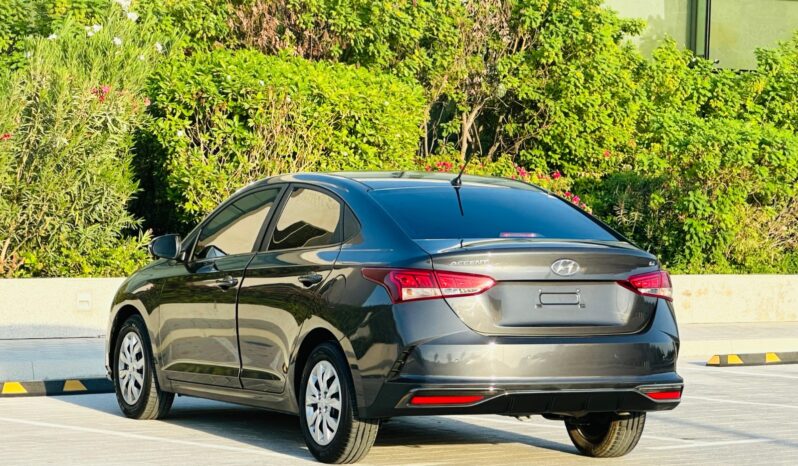 HYUNDAI ACCENT 2O22 GRAY full