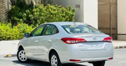 TOYOTA YARIS SE 2022 SILVER