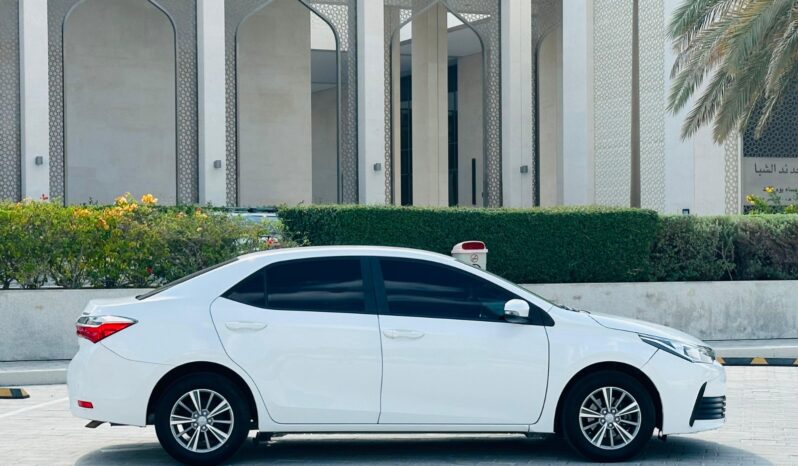 TOYOTA COROLLA 2019 WHITE full