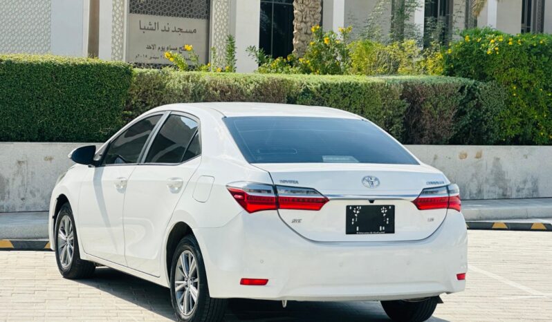 TOYOTA COROLLA 2019 WHITE full