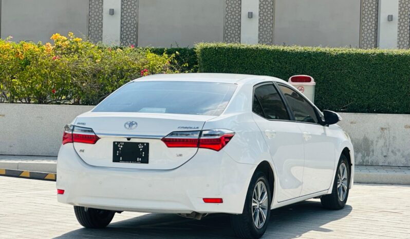 TOYOTA COROLLA 2019 WHITE full