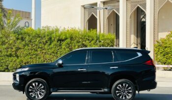 MONTERO 2021 BLACK FULL OPTION full