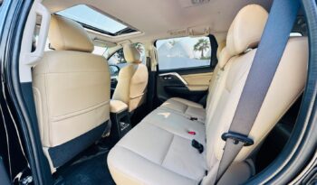 MONTERO 2021 BLACK FULL OPTION full