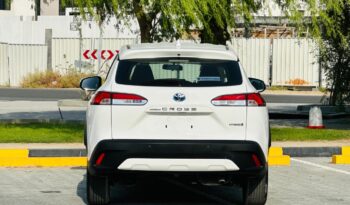 COROLLA CROSS 2022 WHITE HYBRID full