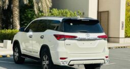 TOYOTA FORTUNER 2020 WHITE