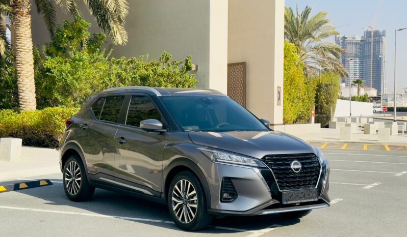 NISSAN KICKS GREY 2024 FULL