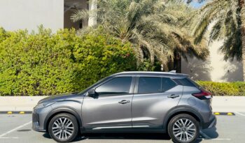 NISSAN KICKS GREY 2024 FULL full
