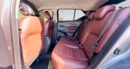 NISSAN KICKS GREY 2024 FULL