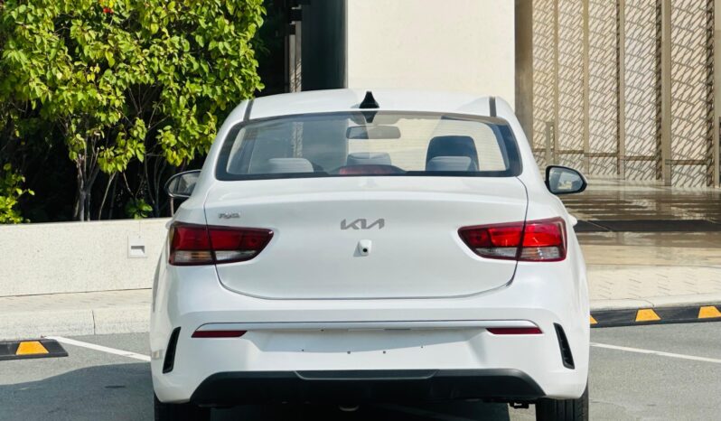 KIA RIO 2022 WHITE full